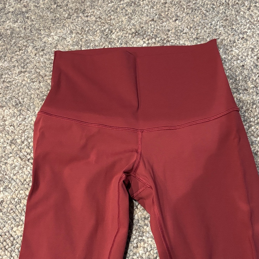 lululemon athletica maroon 7/8 leggings